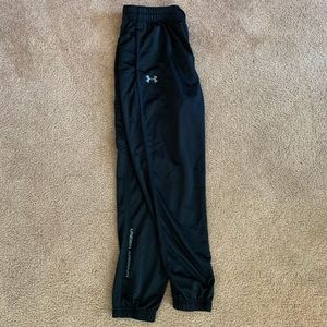 Men’s Under Armour joggers // Size: XL